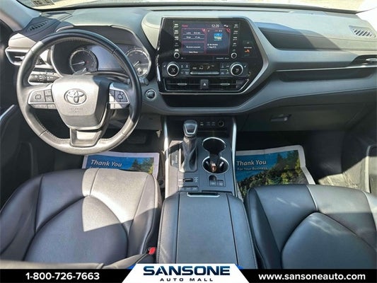 2022 Toyota Highlander XLE in Woodbridge, NJ - Sansone Auto