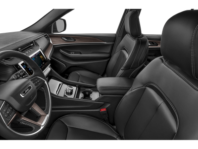 2026 Jeep Grand Cherokee Base