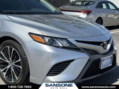 2020 Toyota Camry SE