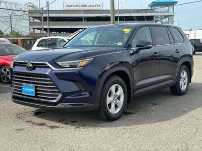 2025 Toyota Grand Highlander LE