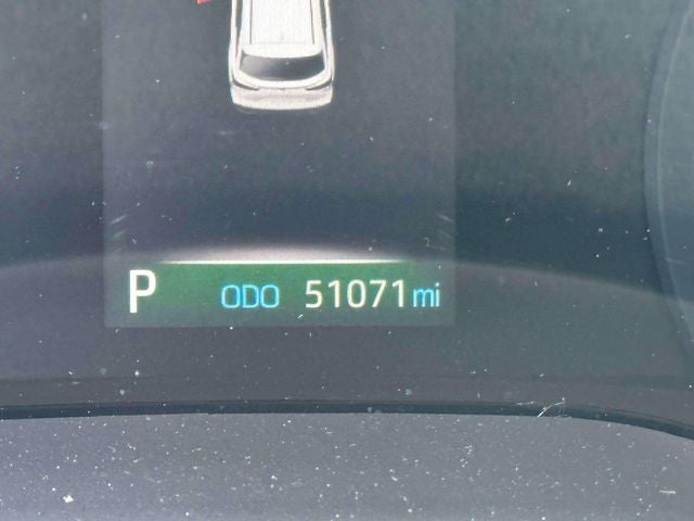 2022 Toyota Sienna LE 8 Passenger