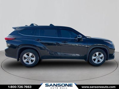 2022 Toyota Highlander LE