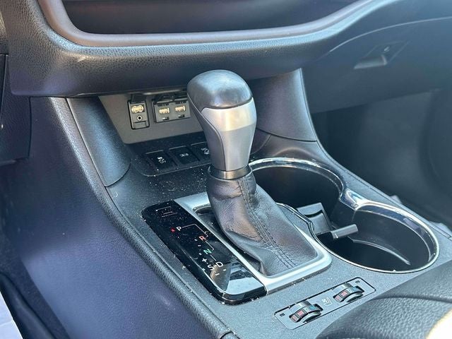 2019 Toyota Highlander Limited Platinum