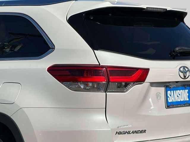 2019 Toyota Highlander Limited Platinum