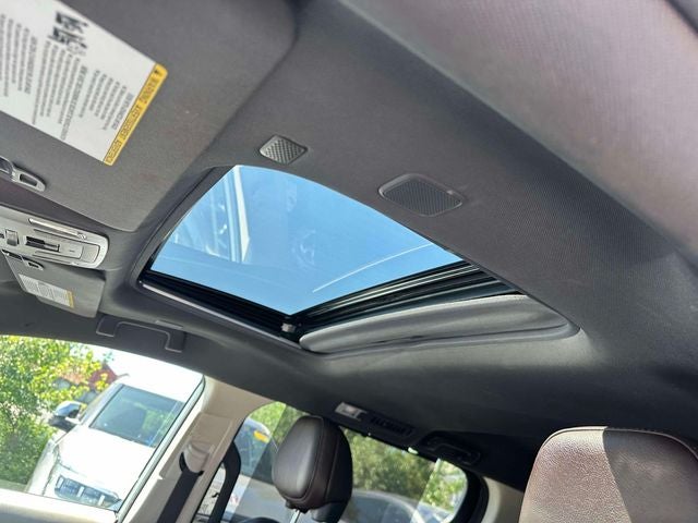 2024 Toyota Sienna Platinum 7 Passenger