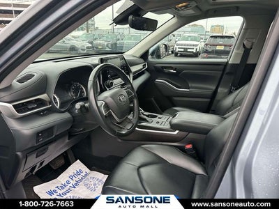 2022 Toyota Highlander XLE