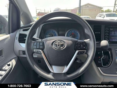 2020 Toyota Sienna LE 7 Passenger