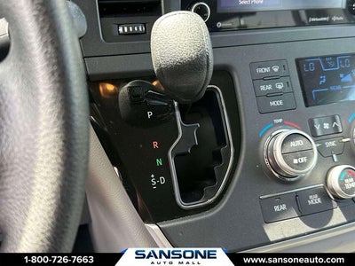 2020 Toyota Sienna LE 7 Passenger