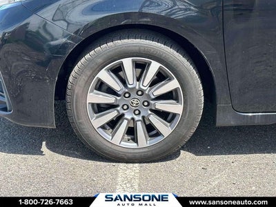 2020 Toyota Sienna LE 7 Passenger