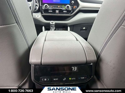 2024 Toyota Highlander Hybrid XLE