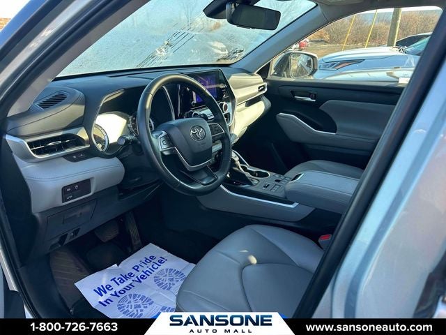 2023 Toyota Highlander XLE