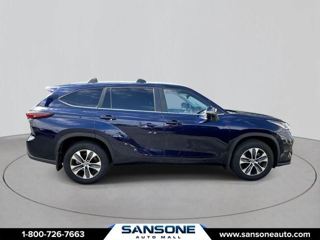 2025 Toyota Highlander XLE