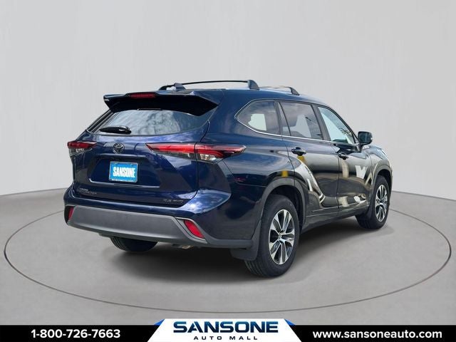 2025 Toyota Highlander XLE