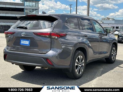 2024 Toyota Highlander XLE