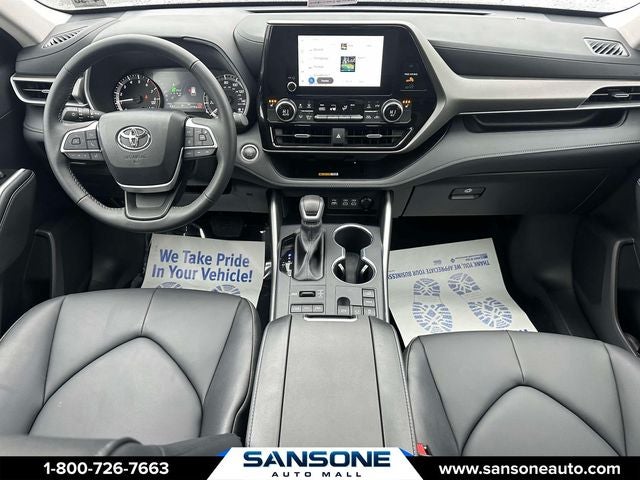 2025 Toyota Highlander XLE