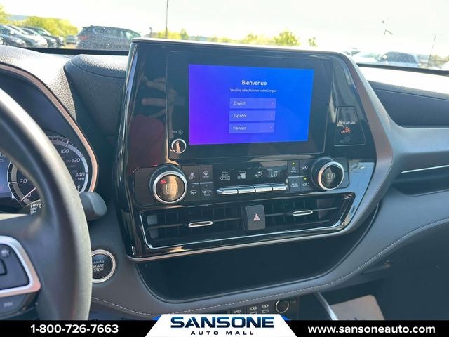 2024 Toyota Highlander LE