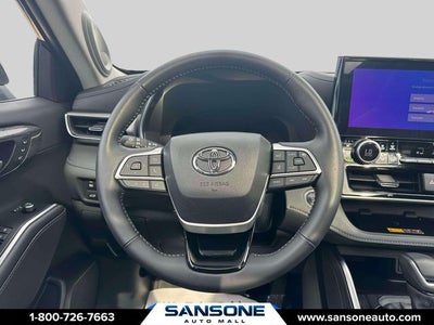 2025 Toyota Highlander Platinum