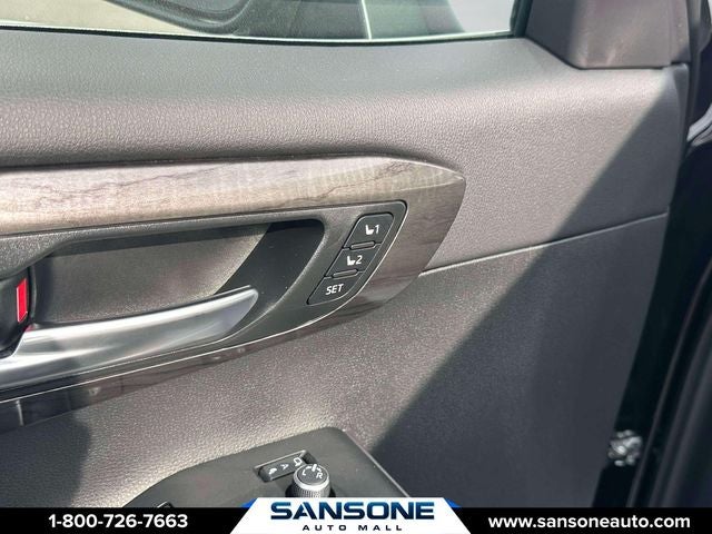 2025 Toyota Highlander Platinum