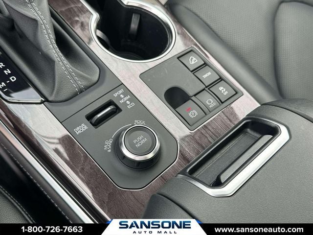 2025 Toyota Highlander Platinum