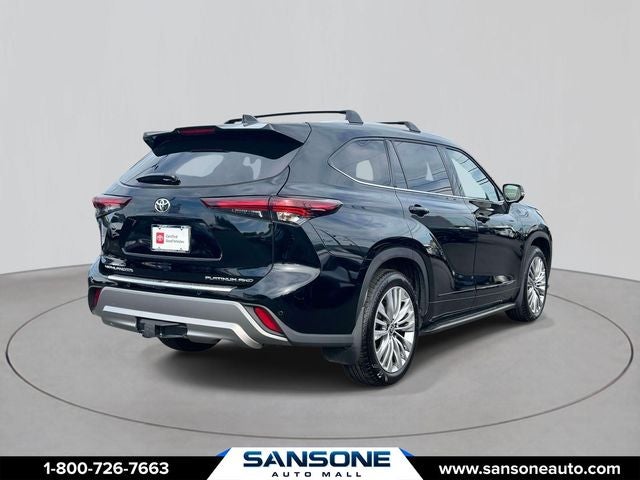2025 Toyota Highlander Platinum