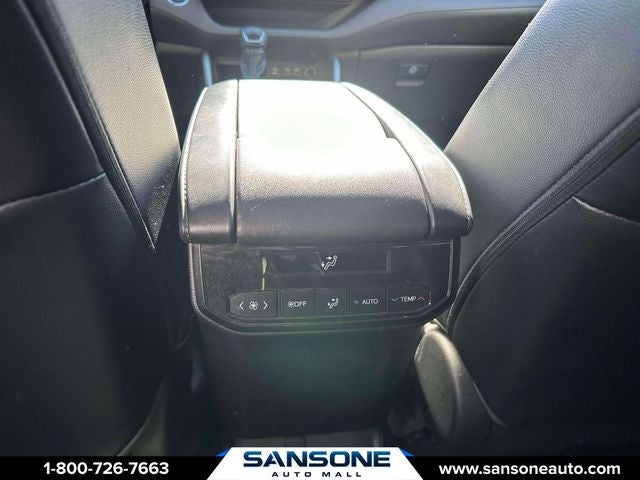 2023 Toyota Highlander Base