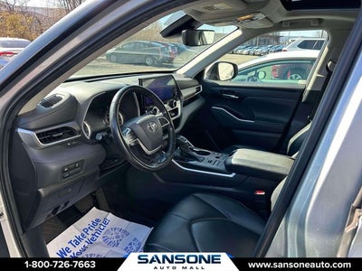 2023 Toyota Highlander Base