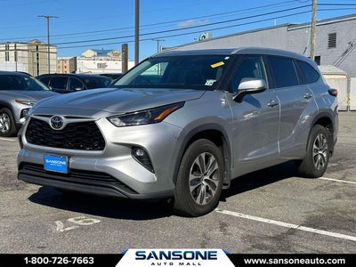 2023 Toyota Highlander Base