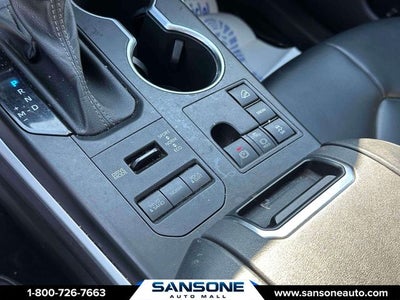 2023 Toyota Highlander Base