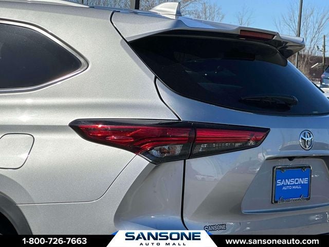 2023 Toyota Highlander Base