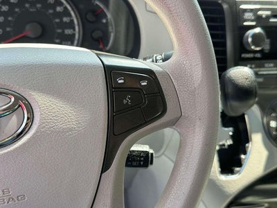 2014 Toyota Sienna LE