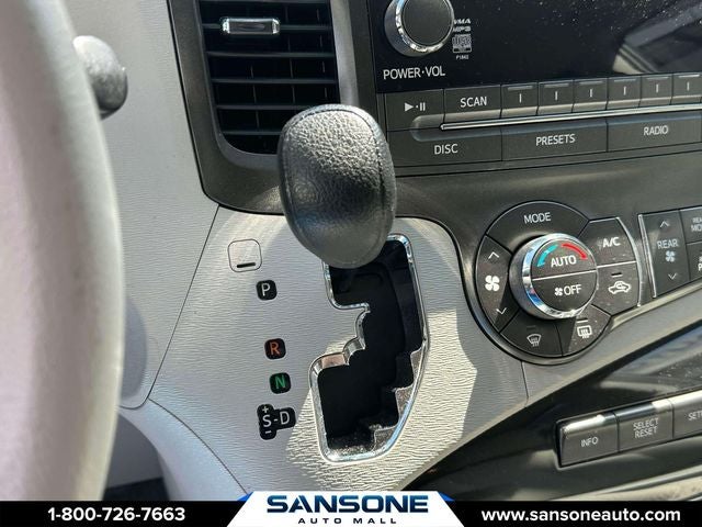 2014 Toyota Sienna LE