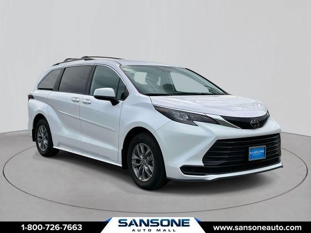 2026 Toyota Sienna LE 8 Passenger