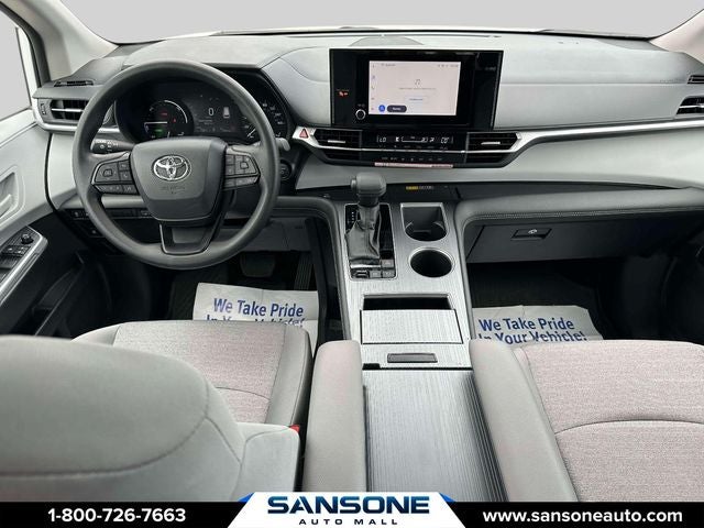 2026 Toyota Sienna LE 8 Passenger
