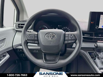 2026 Toyota Sienna LE 8 Passenger