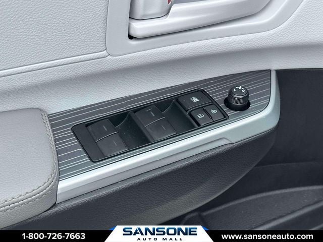 2026 Toyota Sienna LE 8 Passenger