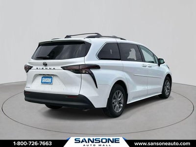 2026 Toyota Sienna LE 8 Passenger