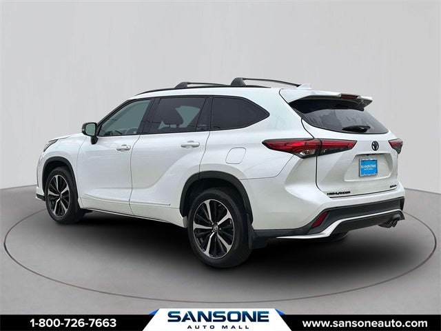 2022 Toyota Highlander XSE