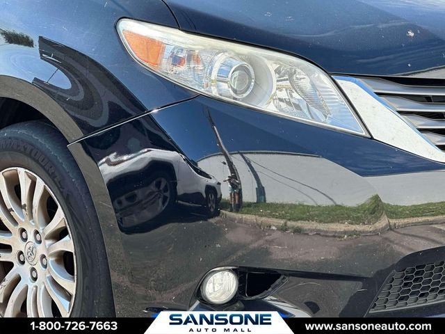 2014 Toyota Sienna XLE 8 Passenger