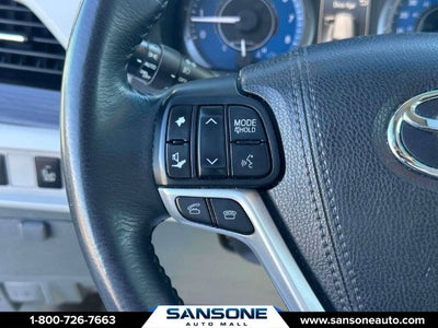 2017 Toyota Sienna XLE 8 Passenger