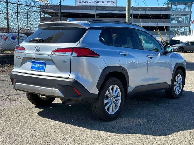 2022 Toyota Corolla Cross LE