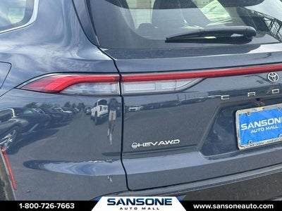 2025 Toyota Crown Signia XLE