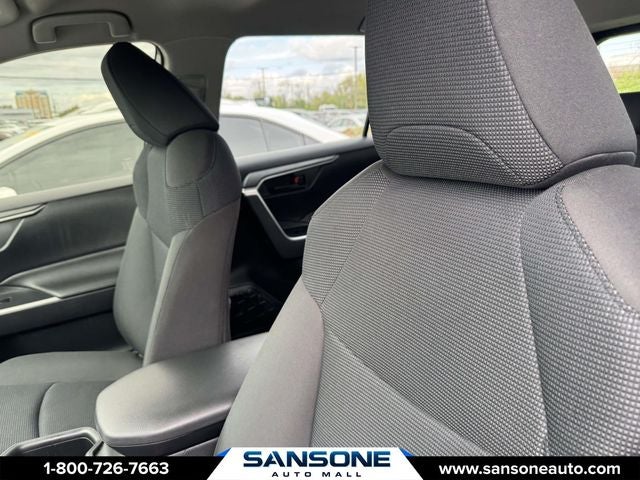 2022 Toyota RAV4 Hybrid LE