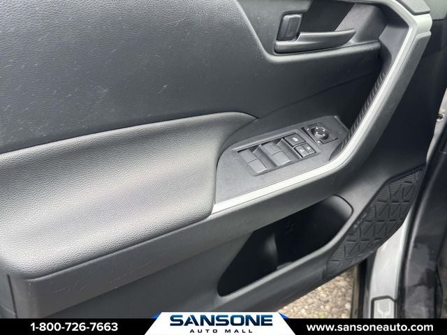 2022 Toyota RAV4 Hybrid LE