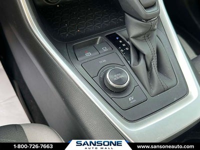 2025 Toyota RAV4 Hybrid XLE