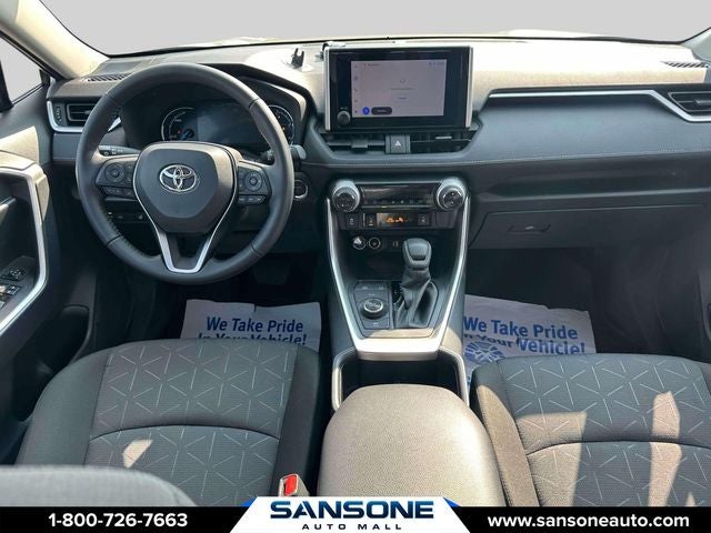 2025 Toyota RAV4 Hybrid XLE