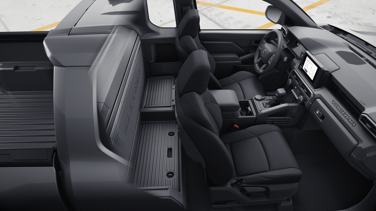 2026 Toyota TACOMA SR 4X4 XTRACAB