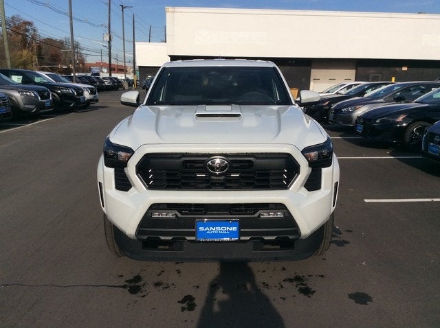 2025 Toyota Tacoma i-FORCE MAX Tacoma TRD Sport