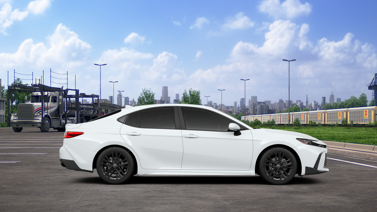 2026 Toyota Camry SE AWD