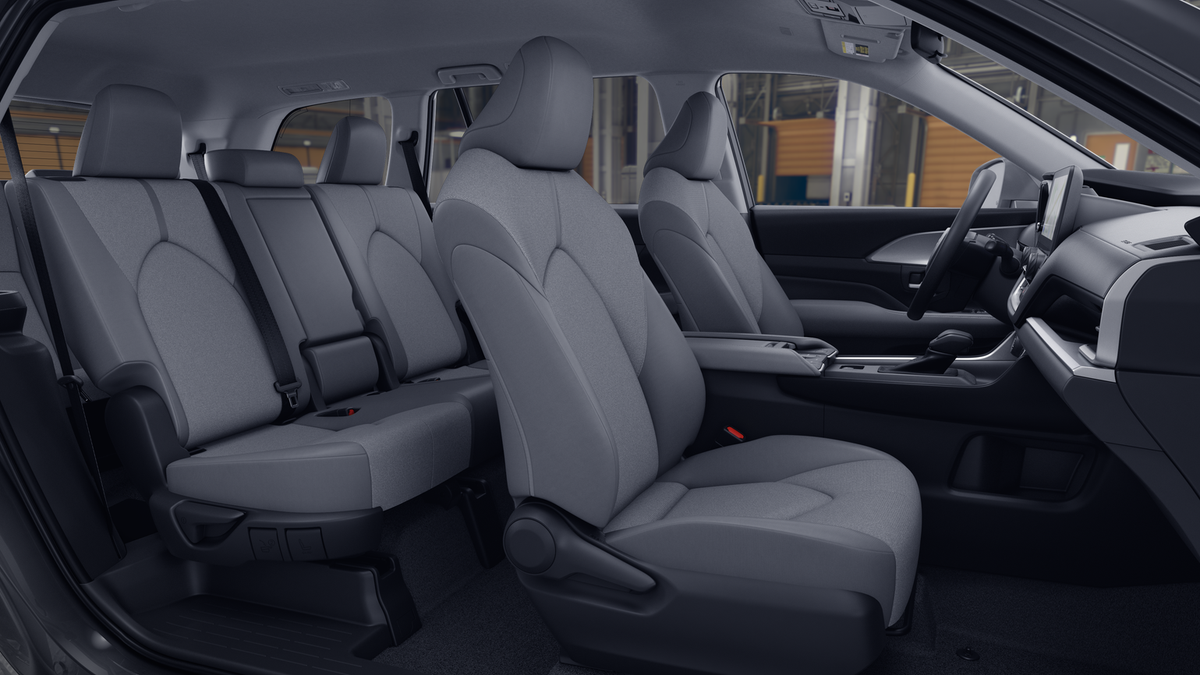 2026 Toyota Grand Highlander LE