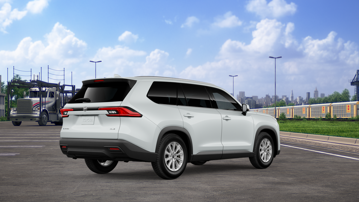 2026 Toyota Grand Highlander Hybrid XLE